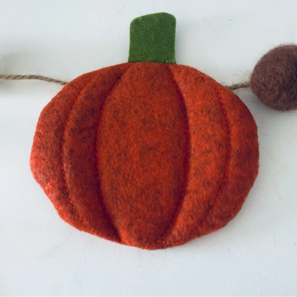 Wool Pumpkins and various color balls Garland for Fall, Thanksgiving, Halloween